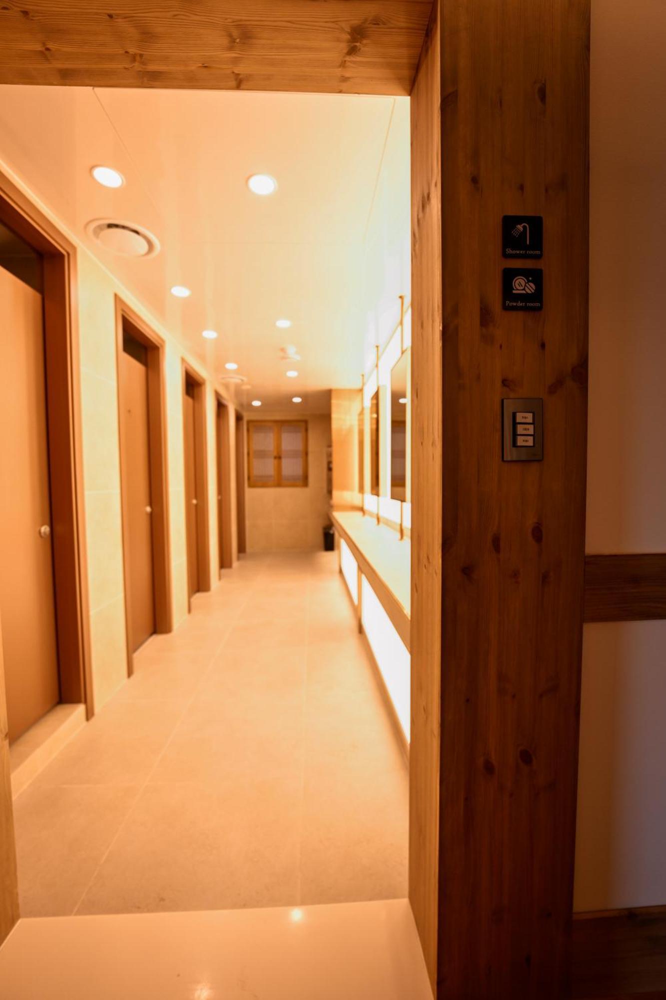 Hanok Hotel Daam Seoul Exterior photo