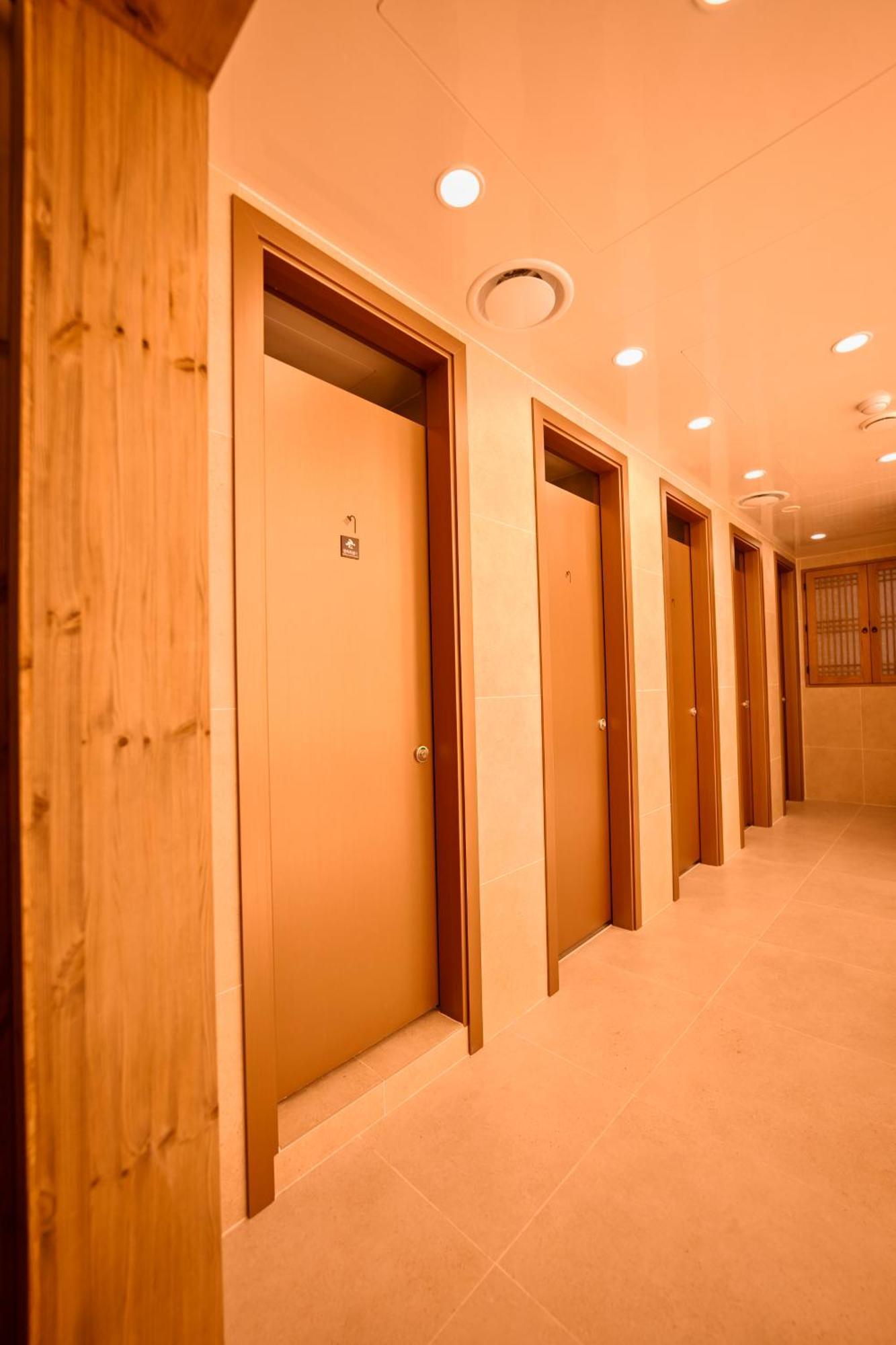 Hanok Hotel Daam Seoul Exterior photo